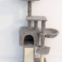 Albero per gatti con tiragraffi