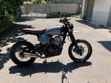 moto Honda Scrambler 650. Certificato d'epoca