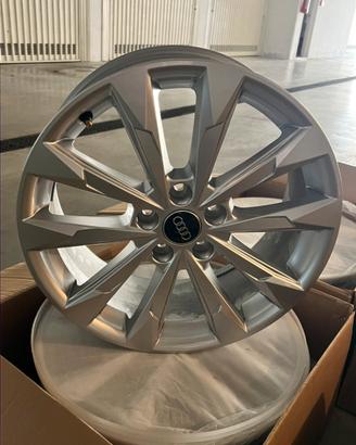 Cerchi originali Audi 18 “ Nuovi Mai montati - OEM