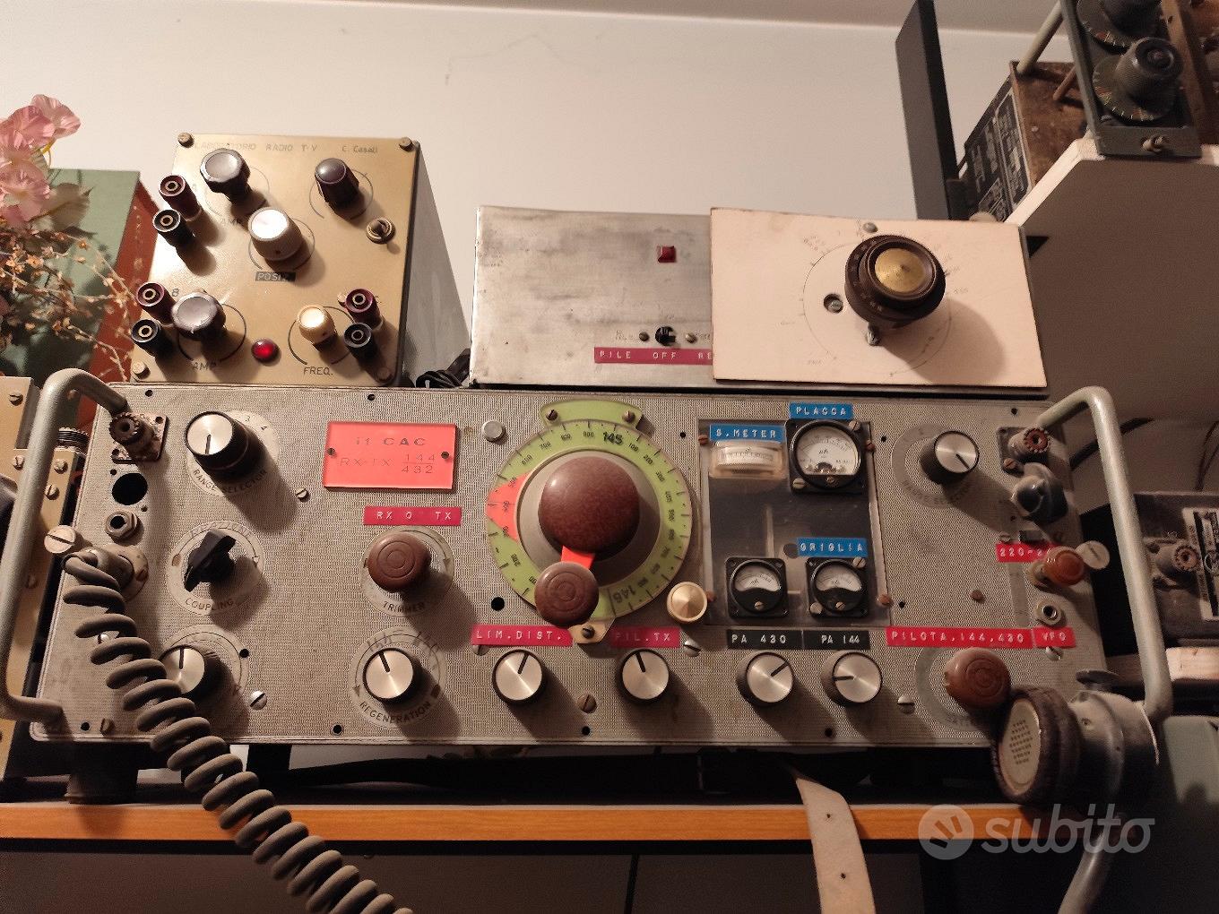 Dispositivo radio surplus bellico - Audio/Video In vendita a Modena