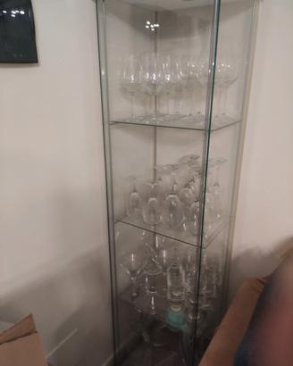 Vetrina Detolf Ikea 