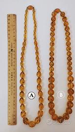 Collane vintage in Lucite (simil Ambra) 
