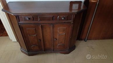 mobile credenza scantonata classica in legno