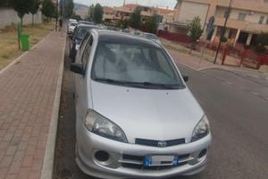 Daihatsu YRV