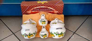 Barattoli in porcellana