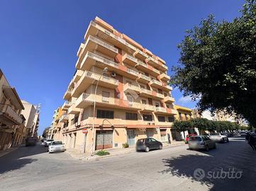 4 LOCALI A MARSALA