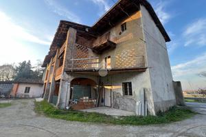 CASA DI CORTE A CANONICA D'ADDA