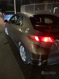 Honda Civic S 8