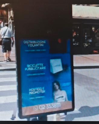 Display mobile Pubblicitario Luminoso a LED
