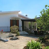 Villa merly a 250 mt dal mare