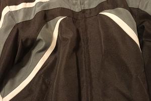 giacca moto con protezioni spyke