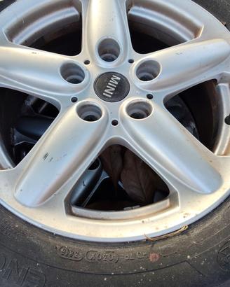 4 ruote 4 cerchi originali Mini