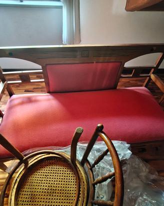 Divano stile liberty