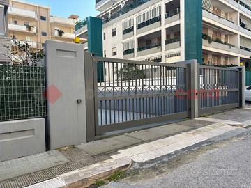 Box/Posto auto Bari [boxleoncavallo25VRG] (S. Giro