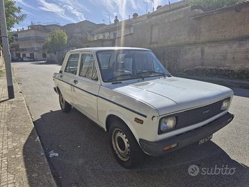 auto d’epoca FIAT  128