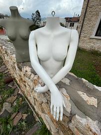 Manichini mezzo busto