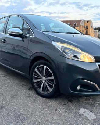 Peugeot 208 1.2 82 cv Puretech Allure