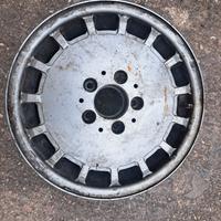 CERCHIO MERCDES W124-190 USATO COD 124 401 0902