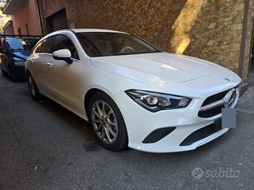 Mercedes Bens