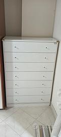 Settimino in legno di colore bianco 