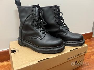 Anfibio inutilizzato Dr. Martens