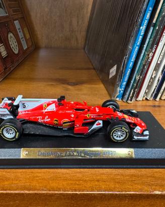 Modellino auto ferrari  SF70H  Vettel 2017 scala 1