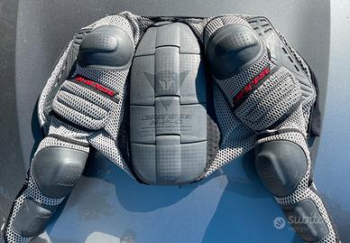 Pettorina dainese protezioni
