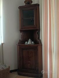 Mobile angolare con vetrinetta – prezzo 100