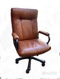Poltrona da ufficio direzionale vintage ‘80