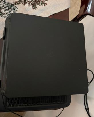 Playstation 4 PS4 slim 1tb