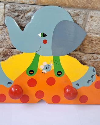 Appendiabiti per camera bambini