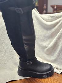 stivali al ginocchio