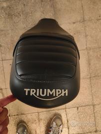 sella Triumph Street twin anno 2021