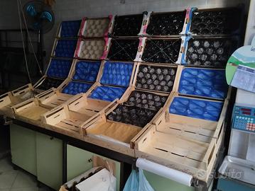 Banco esposizione frutta e verdura