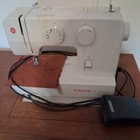 macchina da cucire Singer