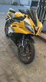 YAMAHA R6 Laguna Seca