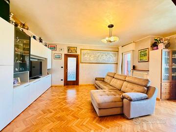 Appartamento di 136 m² con 4 locali e box auto a G
