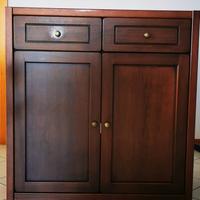 Mobili soggiorno e ingresso.