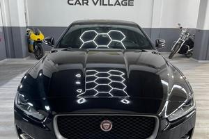 Jaguar XE 2.0 D 180 CV AWD aut. R-Sport