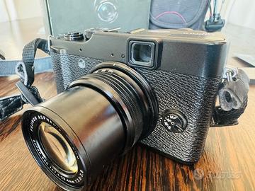 Macchina fotografica Fuji X10