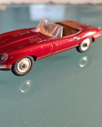 Corgi Toys Jaguar E-Type,  scala 1/43