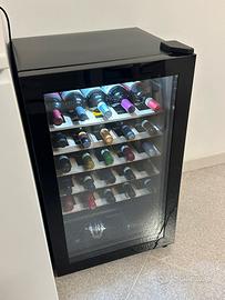 Haier Wine Bank 50 Series 3 cantinetta vini