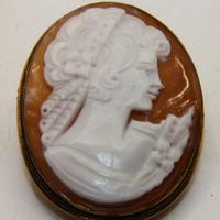 Pregevole antico cammeo argento