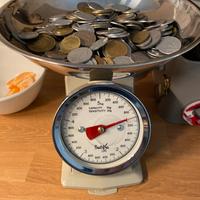 lotto da un 1Kg di lire e monete straniere