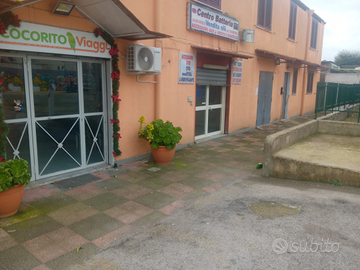 Locale piano terra uso ufficio