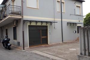 Laboratorio artigianale / magazzino