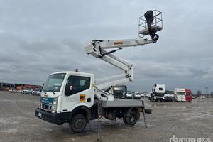 2017 oil&steel Snake 2010 20m Nissan Cabstar 35.13