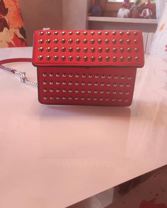 borsa rossa a tracolla 