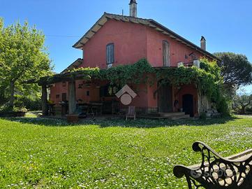 VILLA SINGOLA A GENAZZANO