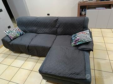 Divano due posti con penisola